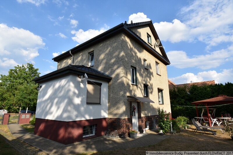 Mehrfamilienhaus zum Kauf 395.000 € 5 Zimmer 128 m²<br/>Wohnfläche 862 m²<br/>Grundstück Neuenhagen 15366