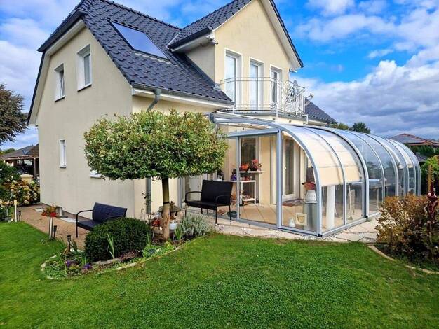 Einfamilienhaus zum Kauf 1.270.000 € 7 Zimmer 135,5 m² 675 m² Grundstück Spandau Berlin / Staaken 13591