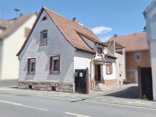 Einfamilienhaus zum Kauf 240.000 € 5 Zimmer 115 m² 698 m² Grundstück frei ab sofort Hergershausen Babenhausen 64832