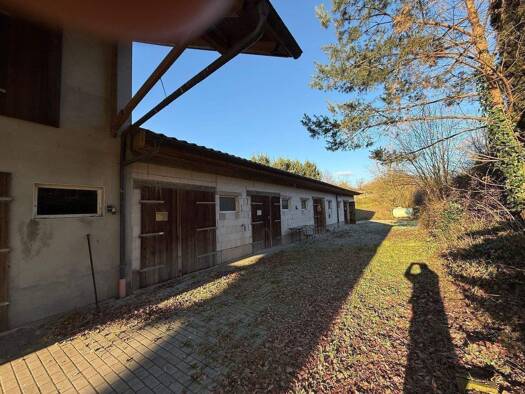 Mehrfamilienhaus zum Kauf 690.000 € 13 Zimmer 340 m² 10.115,7 m² Grundstück frei ab sofort Birkacher Straße 13 Burgpreppach 97496