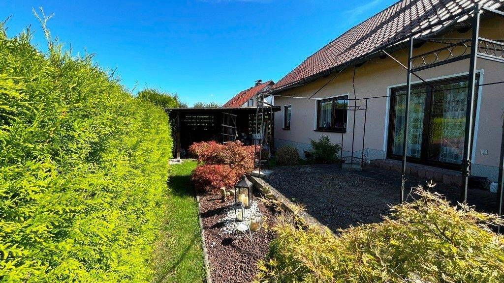 Immobilie in Trockenborn-Wolfersdorf - gepflegtes Einfamilienhaus mit Kamin in Trockenborn-Wolfersdorf - Bild 2