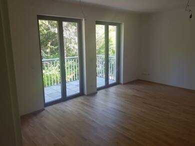 Wohnung zur Miete 650 € 1 Zimmer 34,4 m² Geschoss 2/3 Burgberg Erlangen 91054