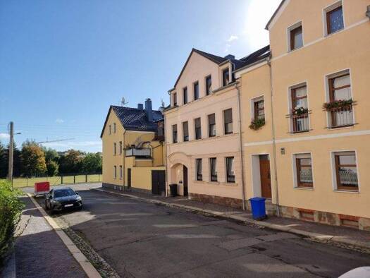 Mehrfamilienhaus zum Kauf 129.900 € 7 Zimmer 180 m² 250 m² Grundstück Crimmitschau 08451