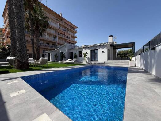 Villa zum Kauf 749.000 € 4 Zimmer 103 m² 360 m² Grundstück PLEAMAR Torrevieja 03185