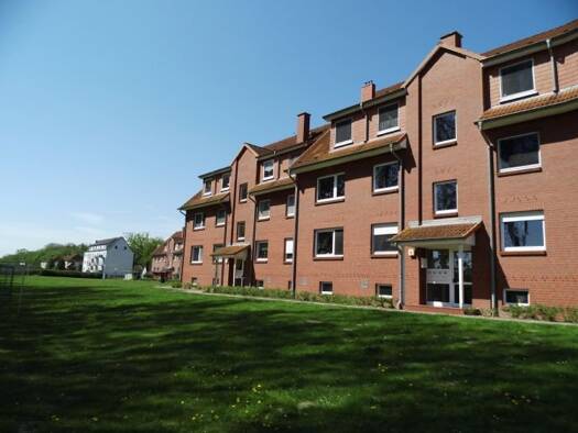 Wohnung zur Miete 555 € 3 Zimmer 77 m² 2. Geschoss Kuhdamm 7 Klausdorf 18445