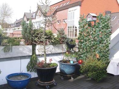 Wohnung zum Kauf 229.000 € 3 Zimmer 150 m² Dachgeschoss Frohnhausen Essen 45144