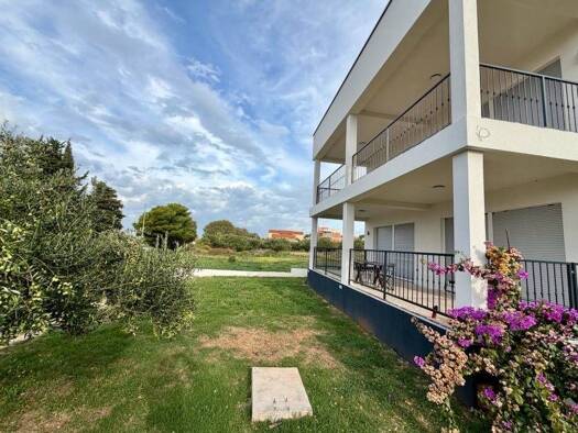 Einfamilienhaus zum Kauf - Erstbezug 790.000 € 6 Zimmer 300 m² 512 m² Grundstück Sveti Filip i Jakov 23207