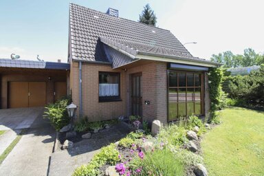 Einfamilienhaus zum Kauf 260.000 € 4 Zimmer 130,1 m² 783,1 m² Grundstück Dänischburg / Siems / Rangen- / Wallberg Lübeck 23569