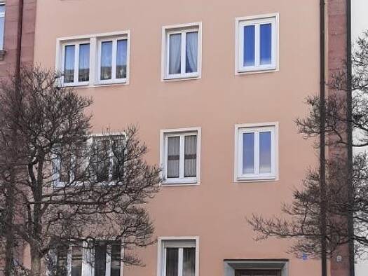 Wohnung zur Miete 625 € 2 Zimmer 67 m² 3. Geschoss frei ab sofort Maxfeld Nürnberg 90409