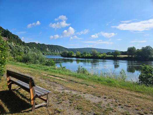 Doppelhaushälfte zur Miete 1.650 € 5 Zimmer 156 m² 375 m² Grundstück Lohstadt-Gundelshausen Kelheim 93309