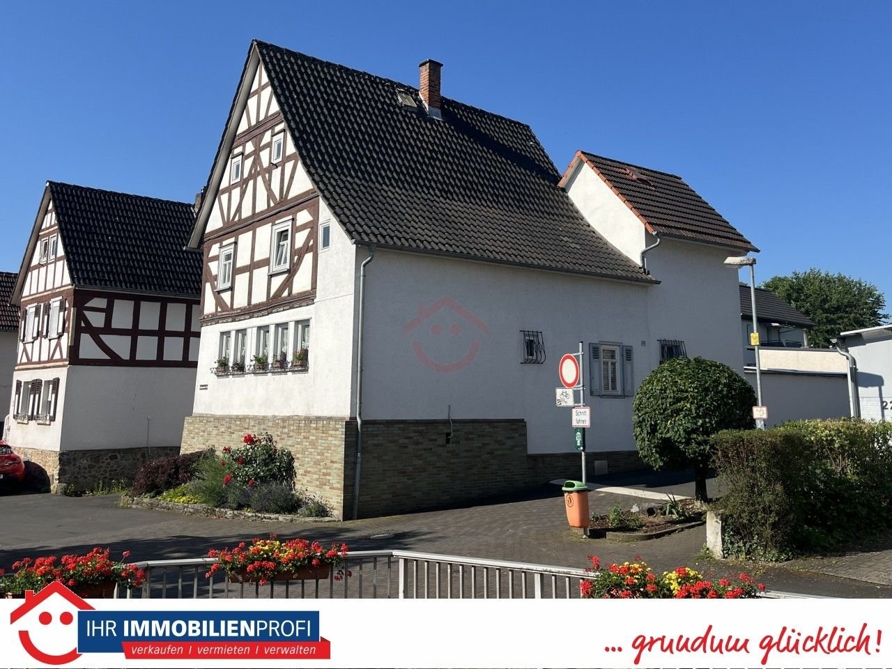 Einfamilienhaus zum Kauf 229.000 € 6 Zimmer 140 m²<br/>Wohnfläche 214 m²<br/>Grundstück Heuchelheim Heuchelheim 35452