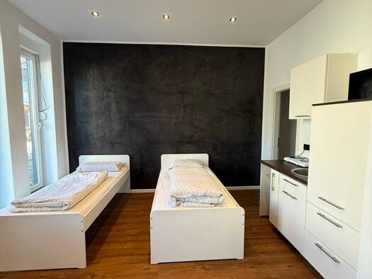 Studio zum Kauf 195.000 € 1 Zimmer 30,5 m² EG Unterpfaffenhofen Germering 82110