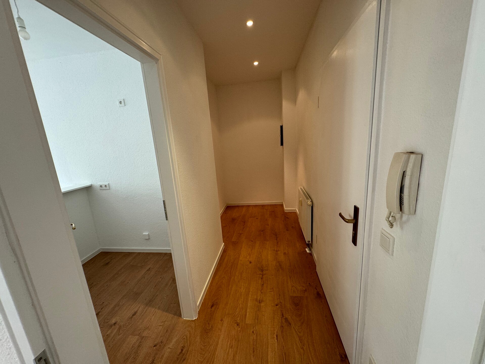 Wohnung zum Kauf 124.999 € 1 Zimmer 42,2 m²<br/>Wohnfläche 2.<br/>Geschoss 01.02.2025<br/>Verfügbarkeit Ludwigstraße 12 b Neustadt-Neuschönefeld Leipzig 04315