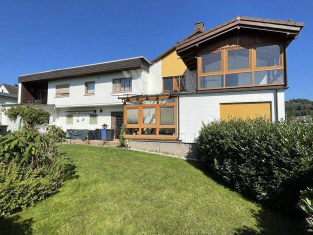 Haus zum Kauf 359.000 € 12 Zimmer 302,9 m² 1.142 m² Grundstück Mandeln Dietzhölztal 35716