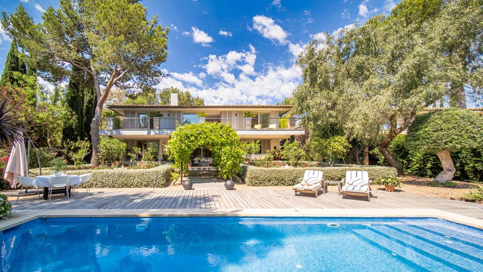 Villa zum Kauf 2.850.000 € 6 Zimmer 410 m²<br/>Wohnfläche 1.270 m²<br/>Grundstück Sol de Mallorca 07181