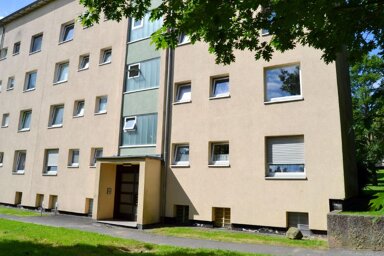 Wohnung zur Miete 475 € 3 Zimmer 63 m² 3. Geschoss frei ab sofort Heiligenbergstraße 36 Süsterfeld / Helleböhn Kassel 34134