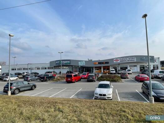 Sonstiges zum Kauf als Kapitalanlage geeignet 3.440.000 € 2.100 m² 8.000 m² Grundstück Mistelbach 2130