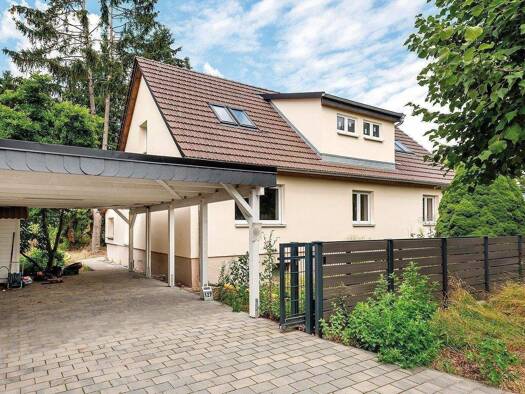 Mehrfamilienhaus zum Kauf provisionsfrei 490.000 € 6,5 Zimmer 162,5 m² 1.167 m² Grundstück Gartenstraße 127 Rehfelde Rehfelde 15345