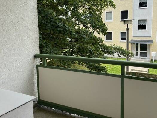 Wohnung zur Miete 368 € 3 Zimmer 66,9 m² Dorfhain 01738