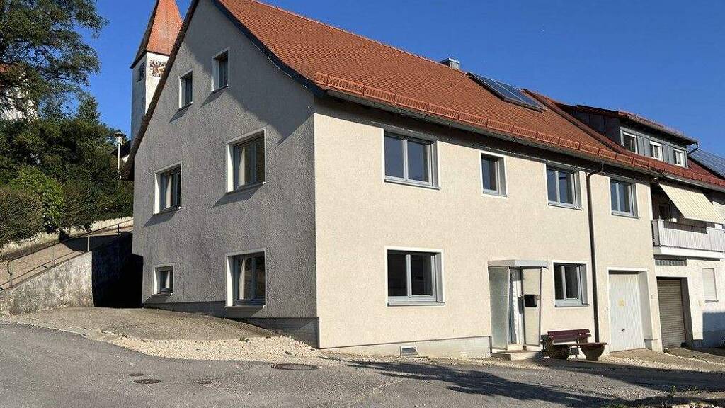 Einfamilienhaus zum Kauf 329.000 € 7 Zimmer 203 m² 850 m² Grundstück Auernheim Treuchtlingen 91757