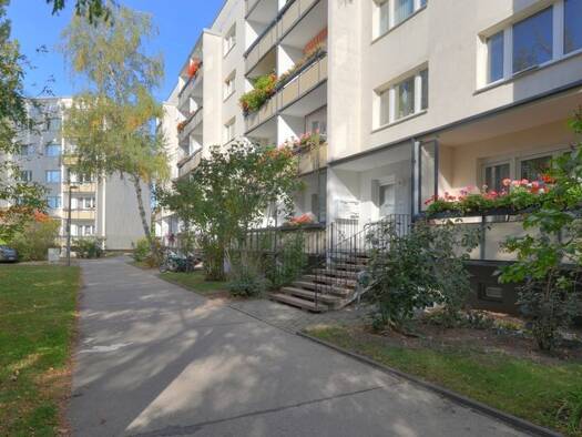 Wohnung zur Miete 382 € 3 Zimmer 61 m² 3. Geschoss Turiner Eck 11 Südstadt Halle 06128