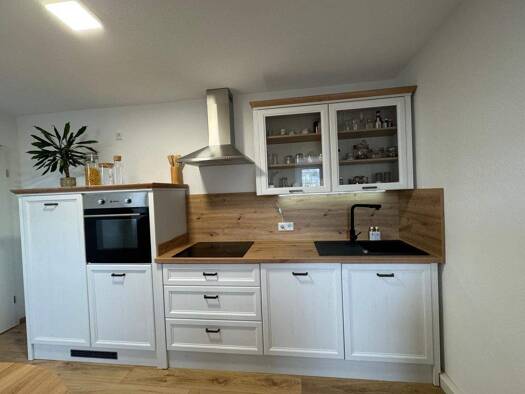 Wohnung zur Miete 700 € 3 Zimmer 69 m² frei ab 01.12.2025 Kitzingen 97318