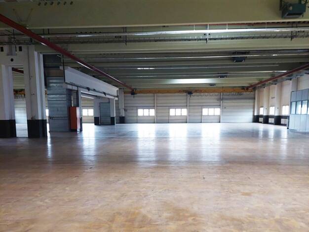 Lagerhalle zur Miete 2.450 m² Lagerfläche Im Pfingstwasen 1 Stadtgebiet Göppingen 73035