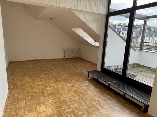 Wohnung zur Miete 995 € 3 Zimmer 82,4 m² 5. Geschoss frei ab 01.12.2026 Wiesbaden Wiesbaden 65183