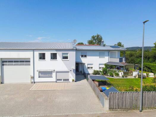 Haus zum Kauf 1.550.000 € 19 Zimmer 221,8 m² 2.000 m² Grundstück Oberach Rehling 86508