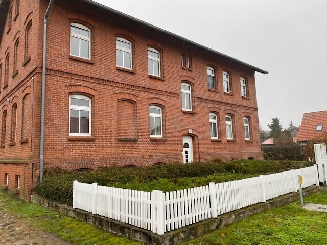 Wohnung zur Miete 375 € 2 Zimmer 75 m²<br/>Wohnfläche ab sofort<br/>Verfügbarkeit Vinzelberg Stendal 39576