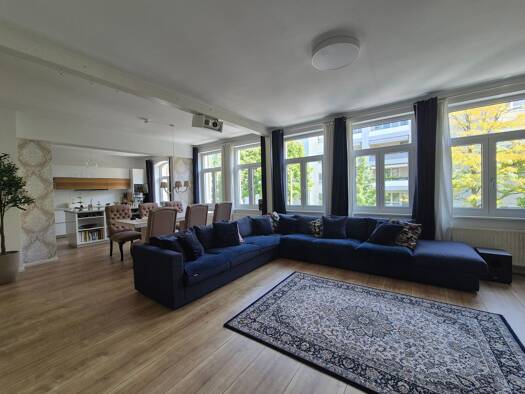 Wohnung zur Miete 2.100 € 5 Zimmer 134 m² Geschoss 1/4 frei ab 01.06.2026 Wetzendorf Nürnberg 90425