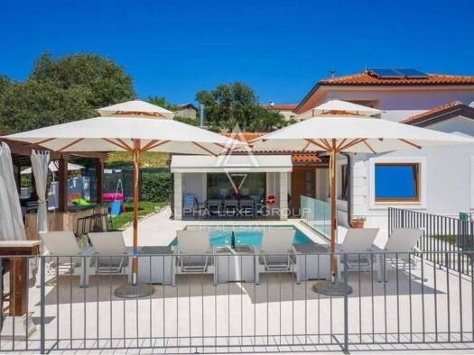Haus zum Kauf 690.000 € 5 Zimmer 180 m² Novigrad Novigrad