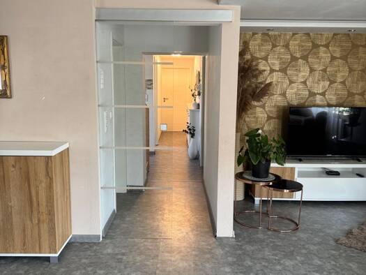 Wohnung zur Miete 1.700 € 4 Zimmer 95 m² frei ab 15.08.2026 Igelsdorf Baiersdorf 91083