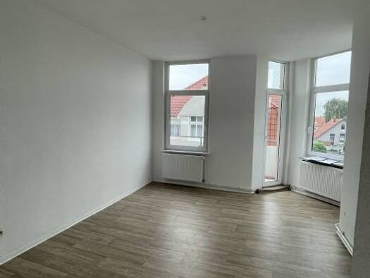 Wohnung zur Miete 650 € 3 Zimmer 98 m² 2. Geschoss frei ab 01.10.2026 Hansingstraße 8 Nordenham Nordenham 26954