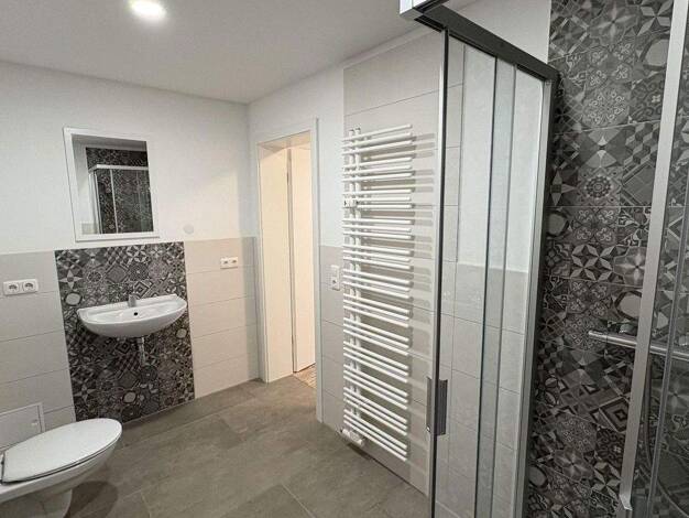 Wohnung zur Miete 385 € 2 Zimmer 53 m² EG Gartenstraße 4 Pößneck,Stadt Pößneck 07381