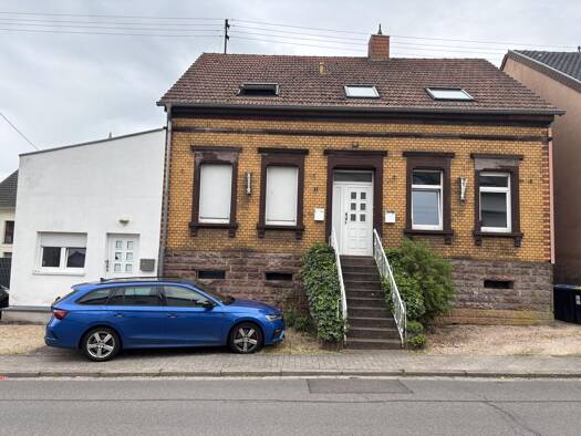 Mehrfamilienhaus zum Kauf als Kapitalanlage geeignet 185.000 € 8 Zimmer 160 m² 316 m² Grundstück Illingen Illingen 66557