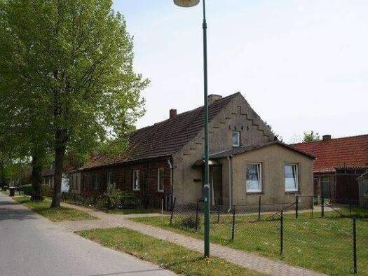 Haus zum Kauf 40.000 € 9 Zimmer 187 m² 1.913 m² Grundstück Herzberg 19374