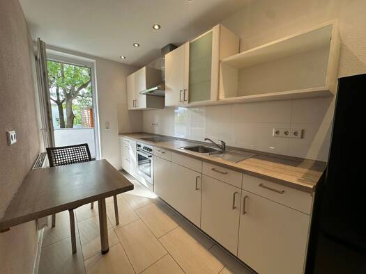 Wohnung zur Miete 420 € 3 Zimmer 66,3 m² 1. Geschoss frei ab 01.10.2026 Plauensche Straße 94 Ostviertel Gera 07545
