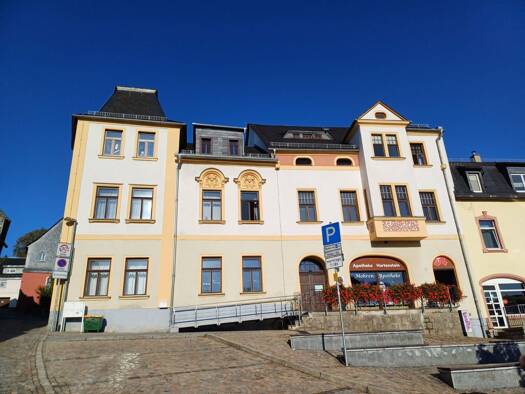 Wohnung zur Miete 576 € 3 Zimmer 88,7 m² Geschoss 1/2 frei ab 01.12.2026 Marktplatz 17 Hartenstein Hartenstein 08118