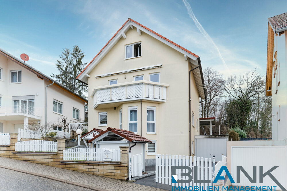 Mehrfamilienhaus zum Kauf 798.000 € 9 Zimmer 224,8 m²<br/>Wohnfläche 388 m²<br/>Grundstück Nordstadt - Stadtviertel 086 Pforzheim 75179