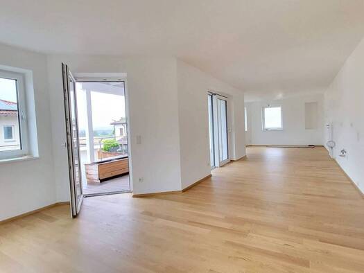 Haus zur Miete 3.666 € 200 m² 584 m² Grundstück Straßham 4072