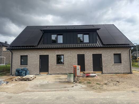 Doppelhaushälfte zur Miete 1.400 € 5 Zimmer 116 m² 660 m² Grundstück frei ab 01.11.2026 Rotenburg Rotenburg 27356