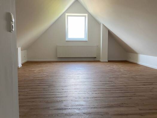 Maisonette zur Miete 1.550 € 4 Zimmer 104 m² Geschoss 2/2 frei ab 01.10.2026 Quickborn 25451