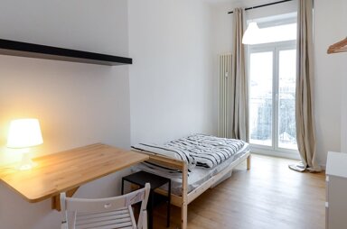 Wohnung zur Miete Wohnen auf Zeit 875 € 5 Zimmer 9,5 m² frei ab 04.04.2025 Einsteinstraße 46 Haidhausen - Nord München 81675