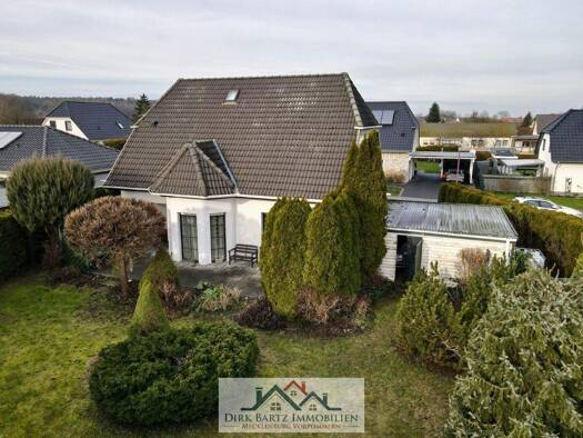 Einfamilienhaus zum Kauf 225.000 € 4 Zimmer 129,2 m² 722 m² Grundstück Demmin 17109