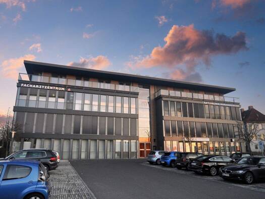 Praxisfläche zur Miete provisionsfrei 14 Zimmer 276 m² Bürofläche Königstein 61462