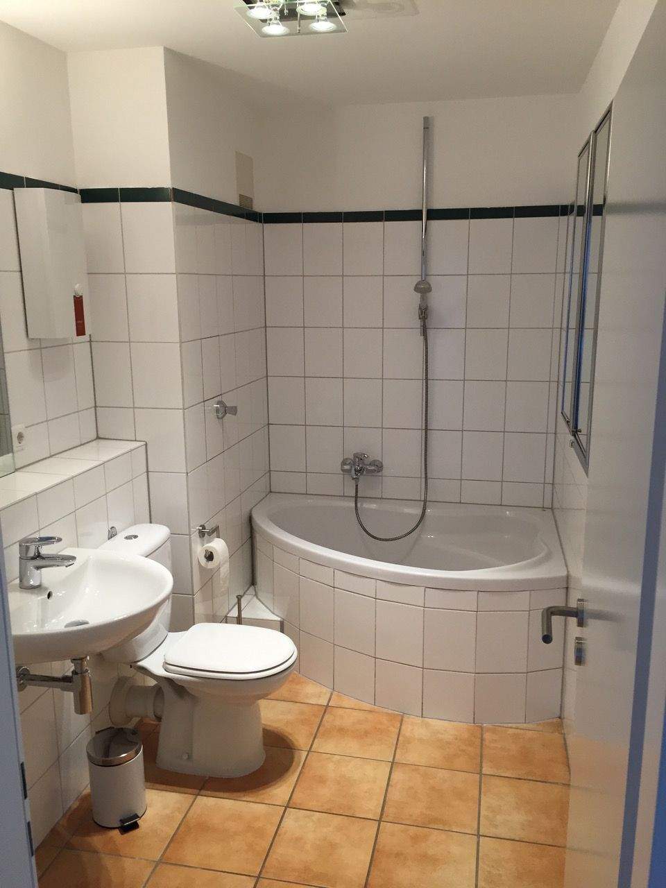 Property thumbnail 9