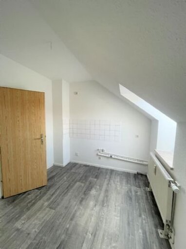 Wohnung zur Miete 295 € 2 Zimmer 58,7 m² 3. Geschoss frei ab sofort Oststr. 55c Hohenstein-Ernstthal Hohenstein-Ernstthal 09337