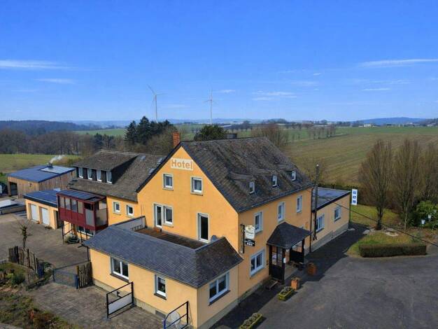 Hotel zum Kauf 685.000 € 11 Zimmer 895 m² Gastrofläche 4.000 m² Grundstück Brimingen 54646