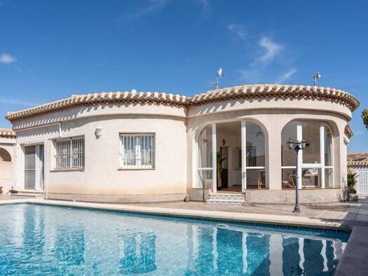 Villa zum Kauf 520.000 € 3 Zimmer 161 m² 525 m² Grundstück C. Nicolás de Bussi 27 A Orihuela 03189